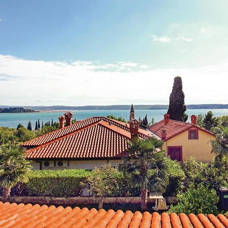 Awesome Apartment In Portoroz With Wifi Екстер'єр фото