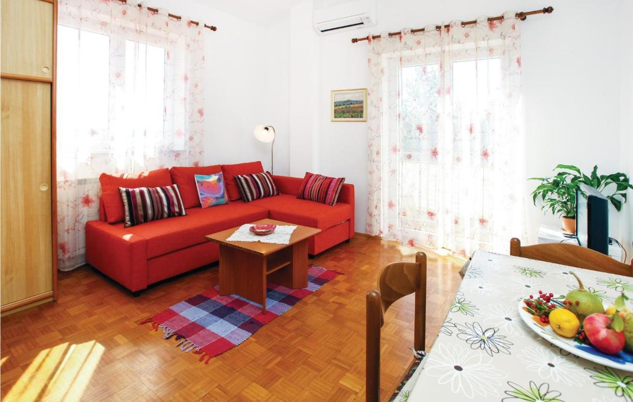 Awesome Apartment In Portoroz With Wifi Екстер'єр фото