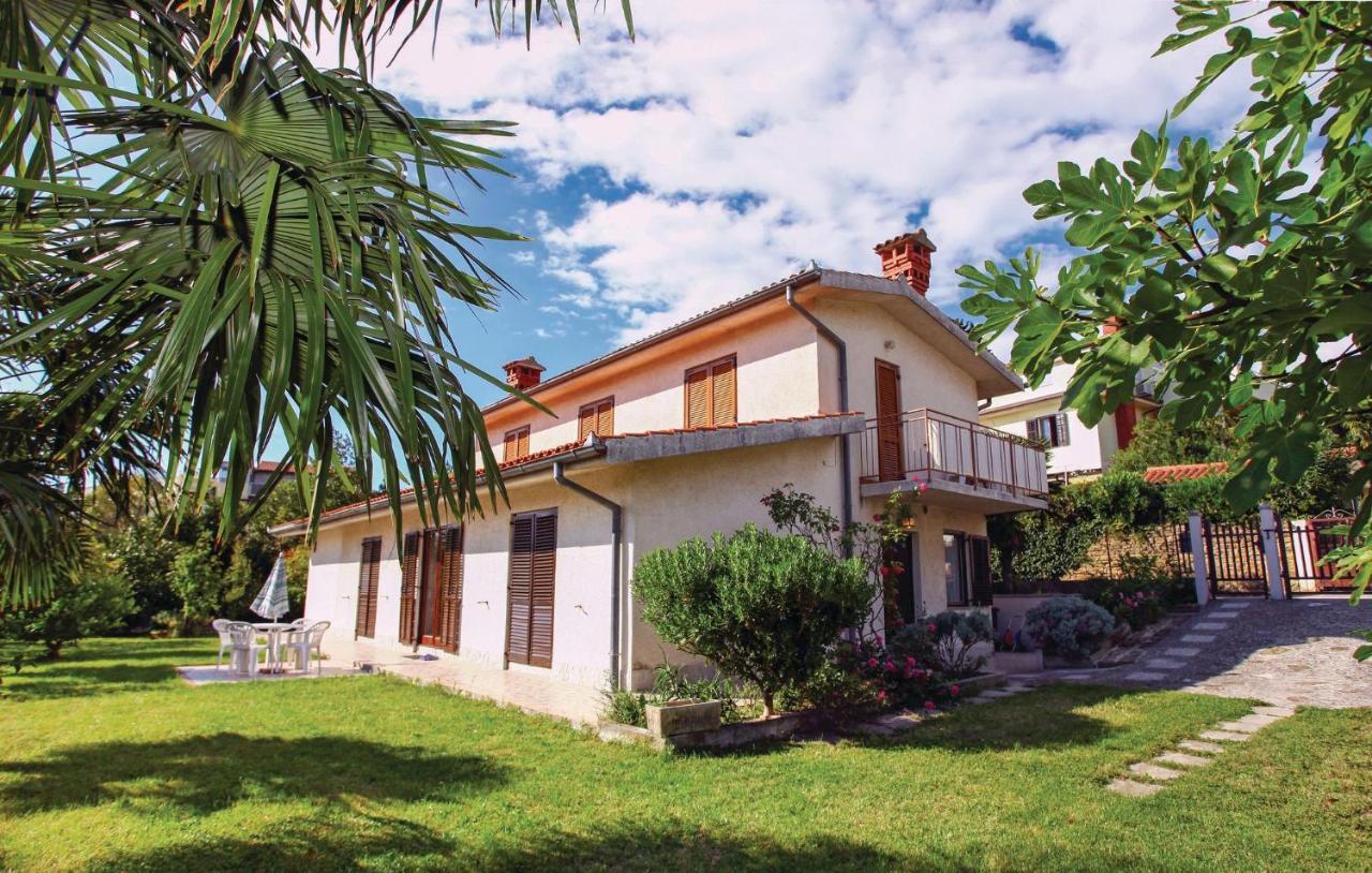 Awesome Apartment In Portoroz With Wifi Екстер'єр фото